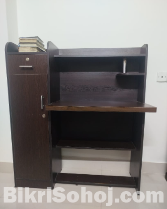 Reading Table